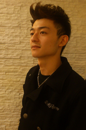 スタイリスト 恩智 紀行さん